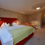 Boutique-hotel Schmelzhof Hotel 4*