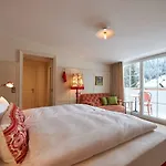 Boutique-hotel Schmelzhof 4* Lech am Arlberg