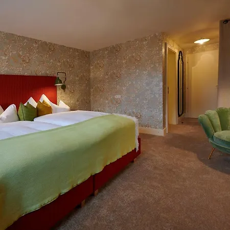 Boutique-hotel Schmelzhof 4* Lech am Arlberg